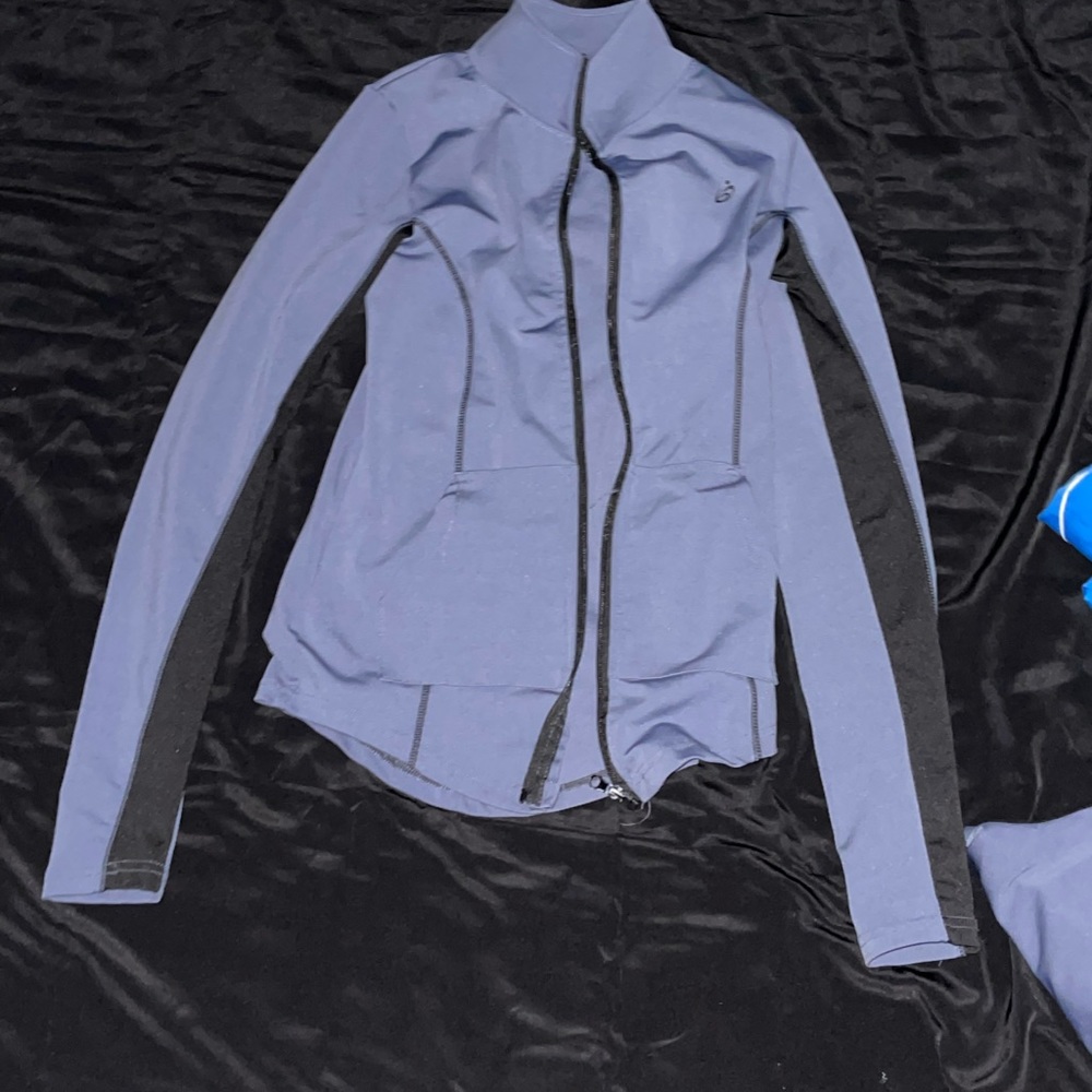 Long sleeve zip track two piece suit